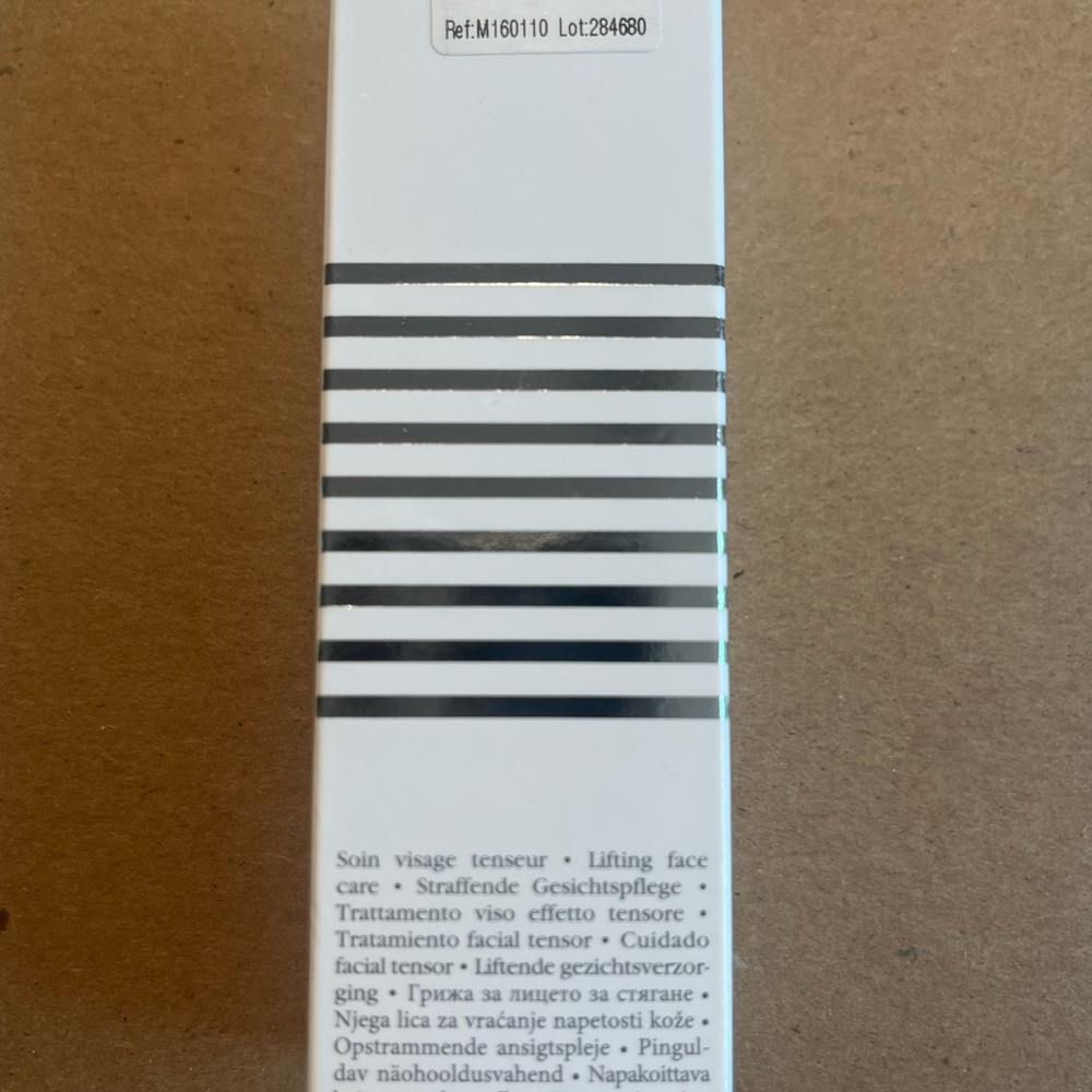 Sisley-Paris Double Tenseur Skincare Nee in Package - Picture 2 of 4